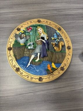 Disney Sleeping Beauty Decorative plate -limited edition